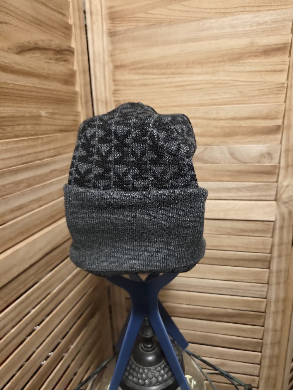 Michael Michael Kors Logo Cuffed Beanie